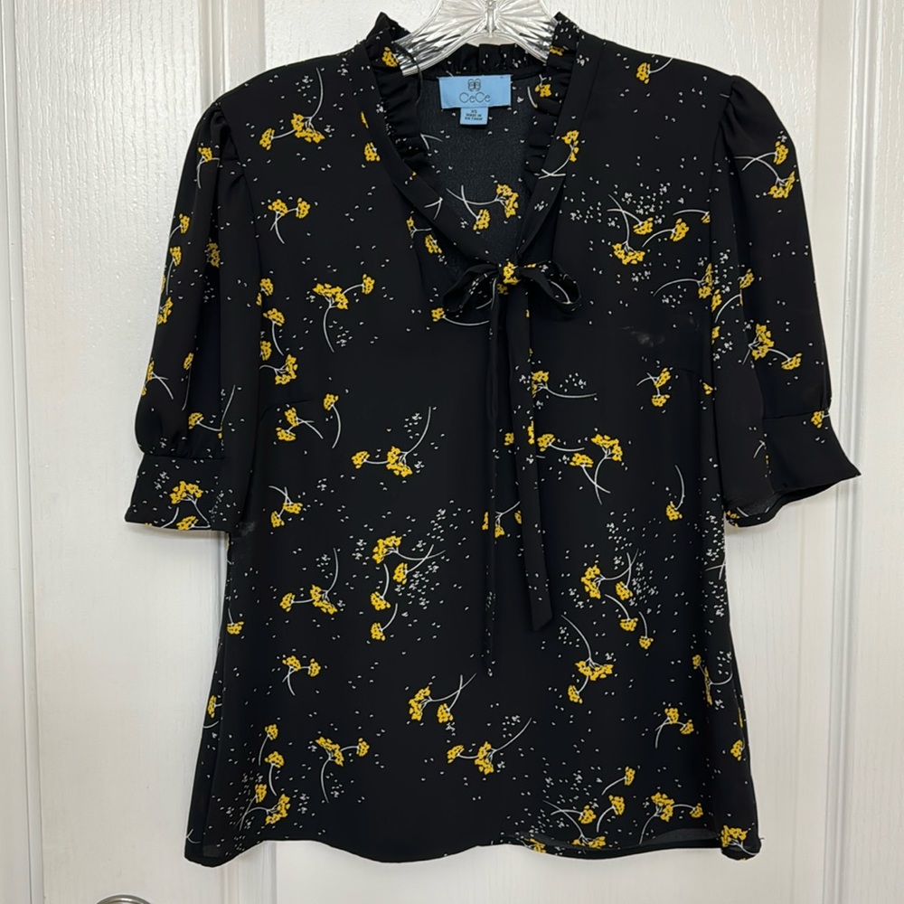 Like New CeCe Blouse with Ruffle and Tie Detail